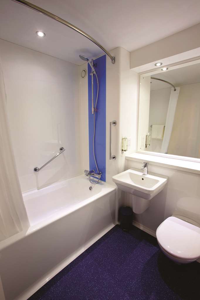 Travelodge Milton Keynes Old Stratford Rum bild