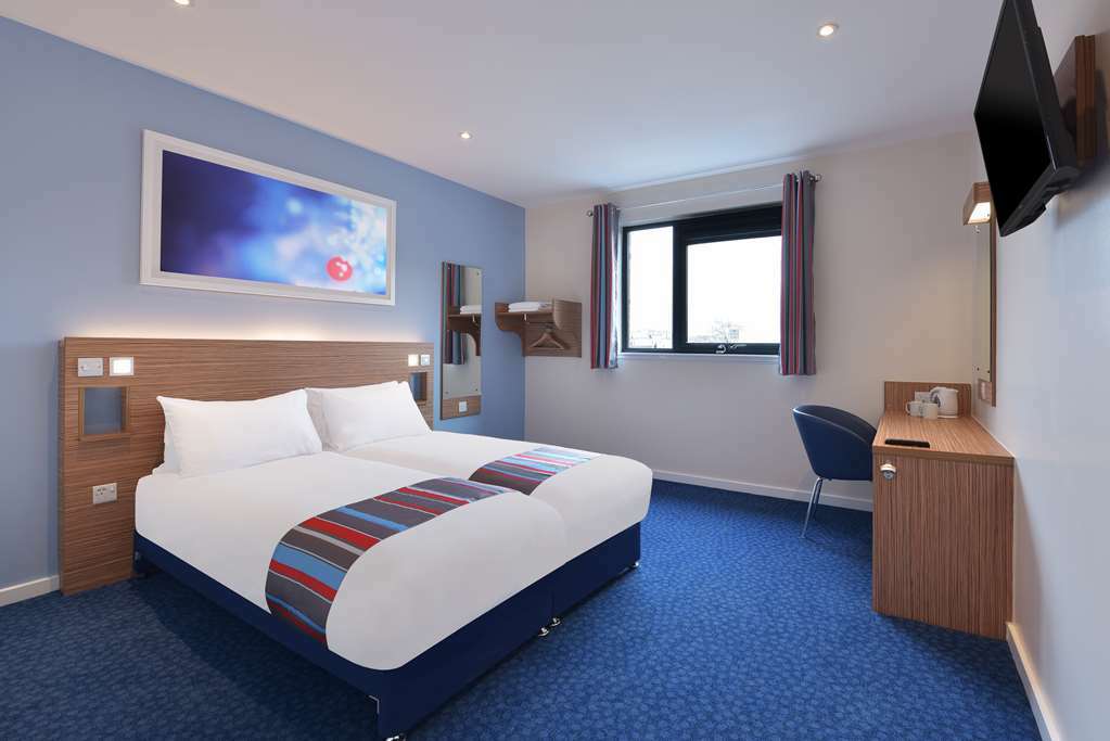 Travelodge Milton Keynes Old Stratford Rum bild