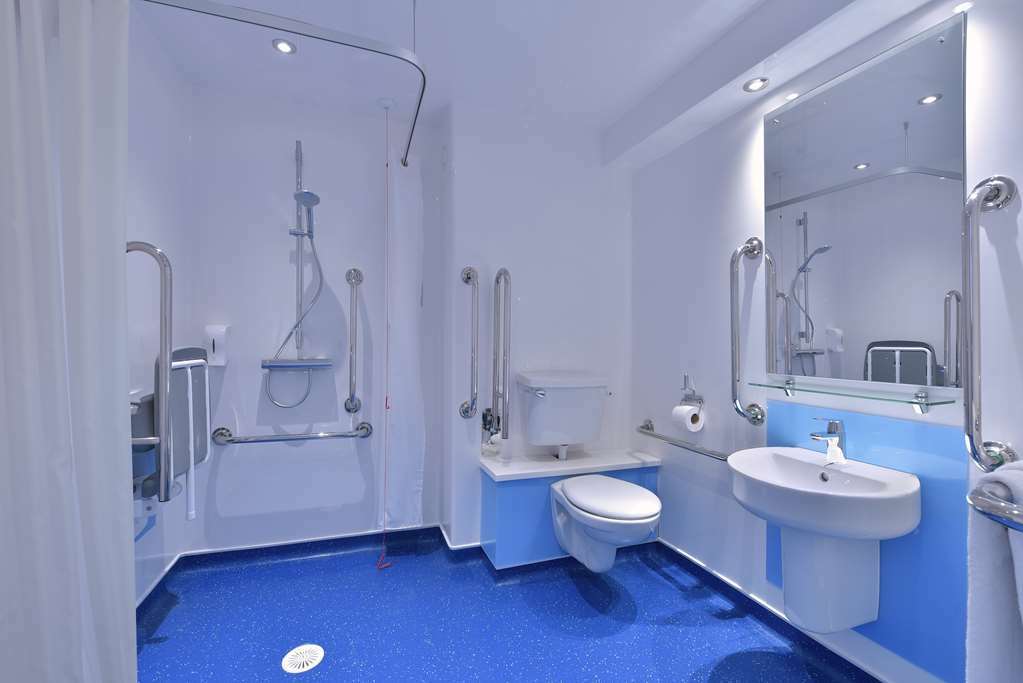Travelodge Milton Keynes Old Stratford Rum bild